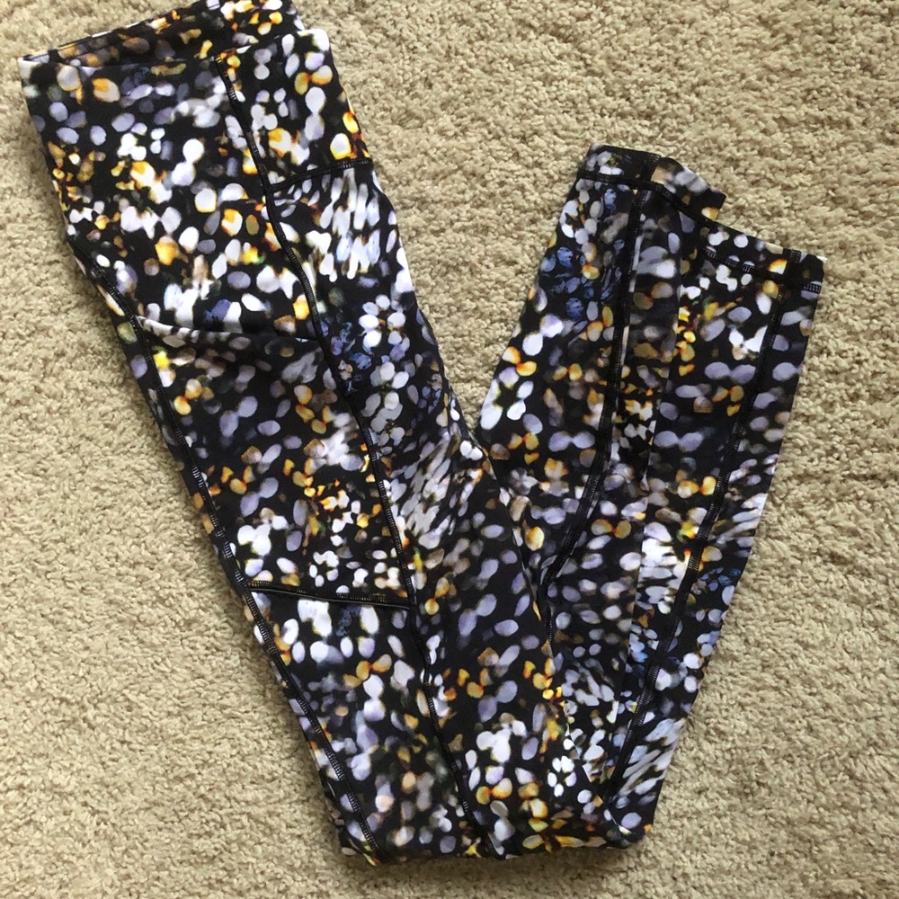 NWOT Lululemon Swift Speed Tight